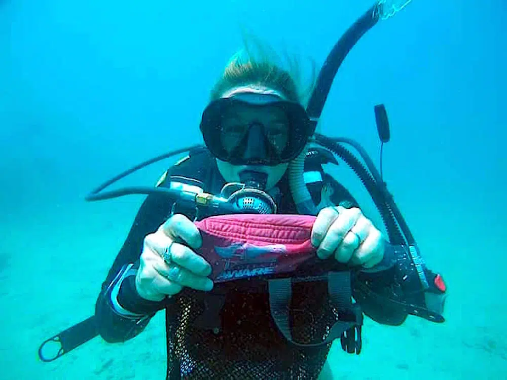 crystaldive.com padi divemaster courses koh tao tina major