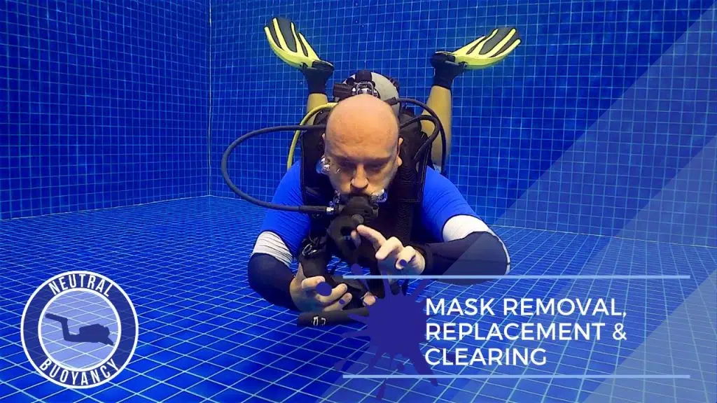 idckohtao.com divemaster skills in neutrally buoyant Mask removal and replace