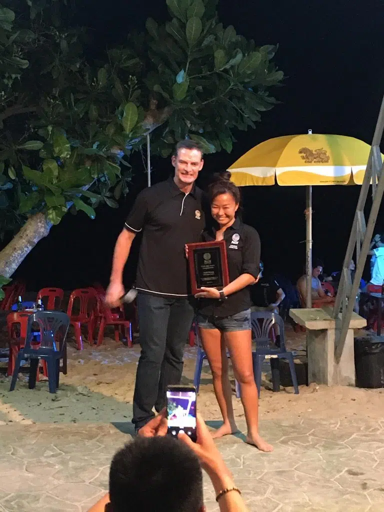 idckohtao.com padi china award koh tao suki hung