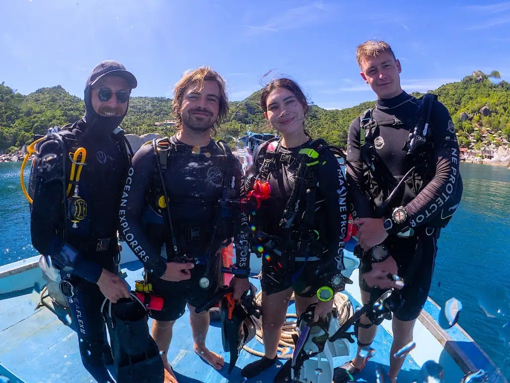 Enjoy the PADI Divemaster Lifestyle on Koh Tao